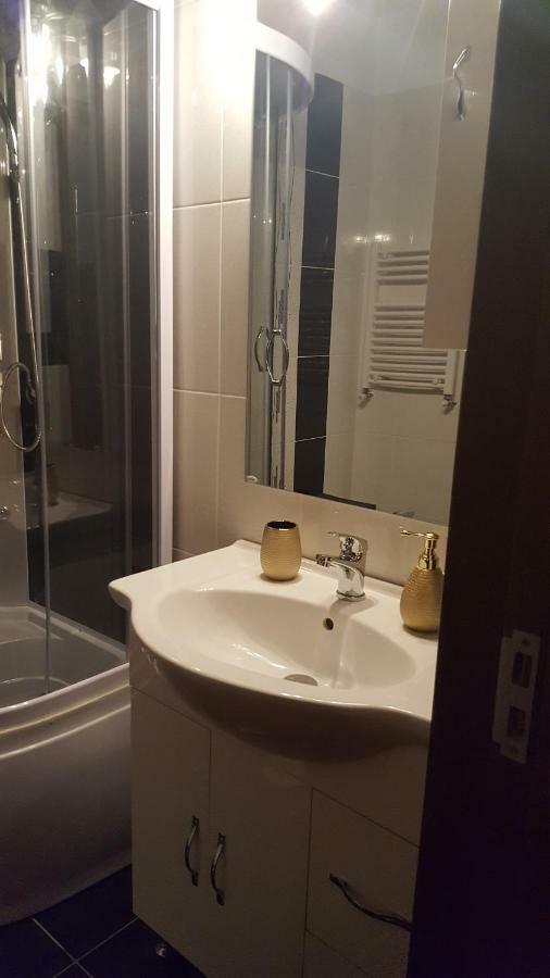 Apartmán Casa Soarelui Roşu Exteriér fotografie